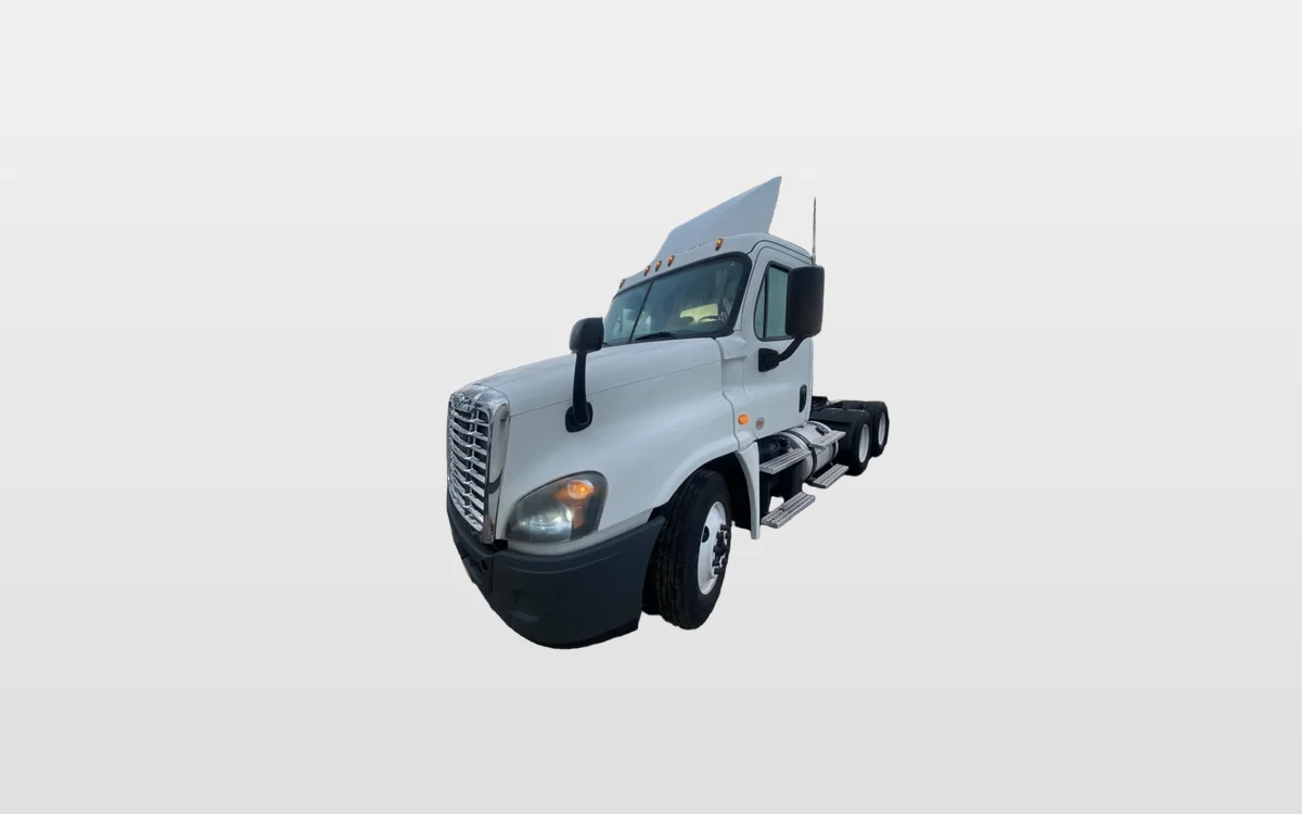 2017 Freightliner - image 1