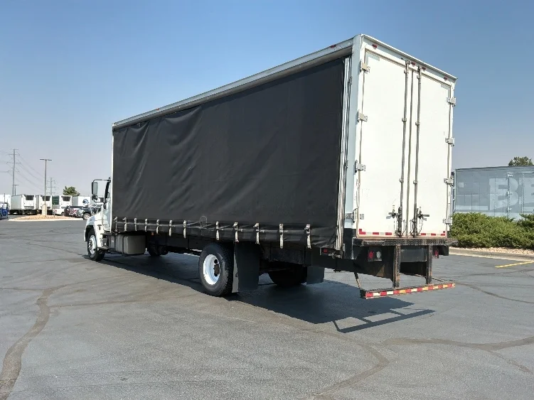 2020 Hino 268 in Aurora, CO — photo 6