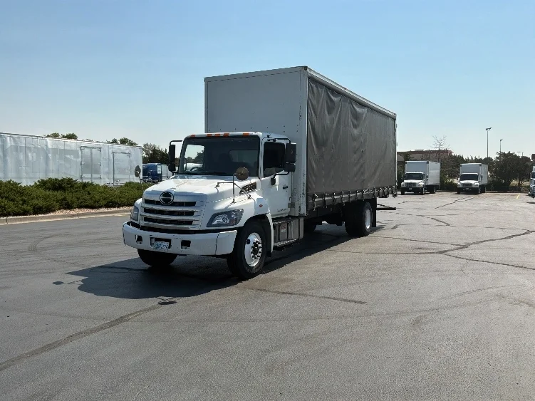 2020 Hino 268 in Aurora, CO — photo 3