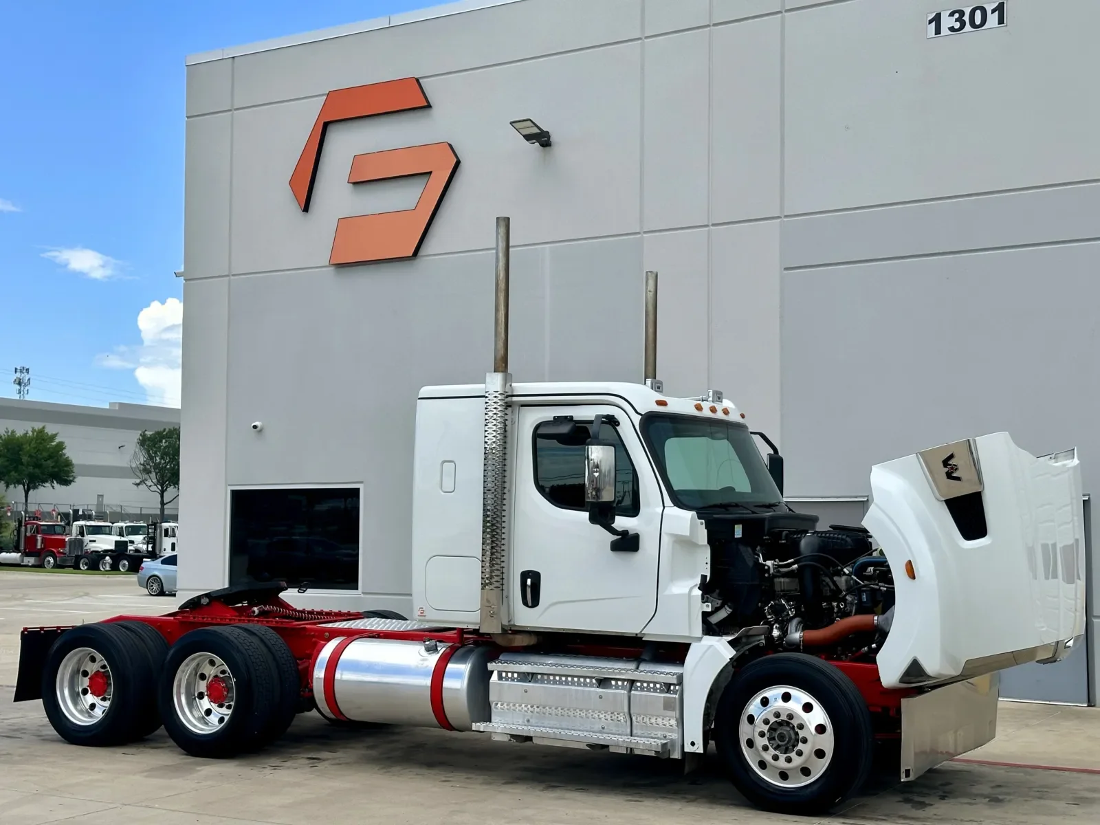 2024 Western Star 49X in Hutchins, TX — photo 9