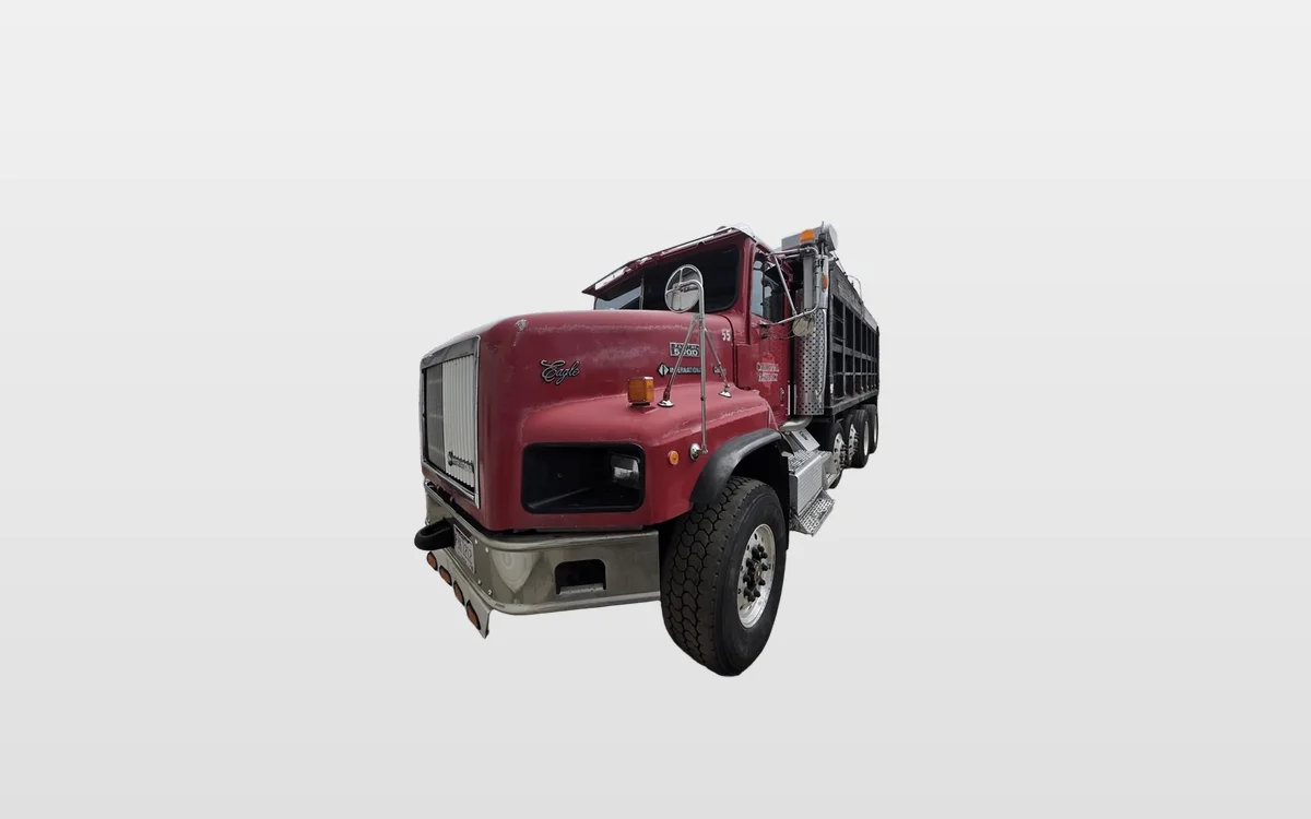 1999 International - image 1