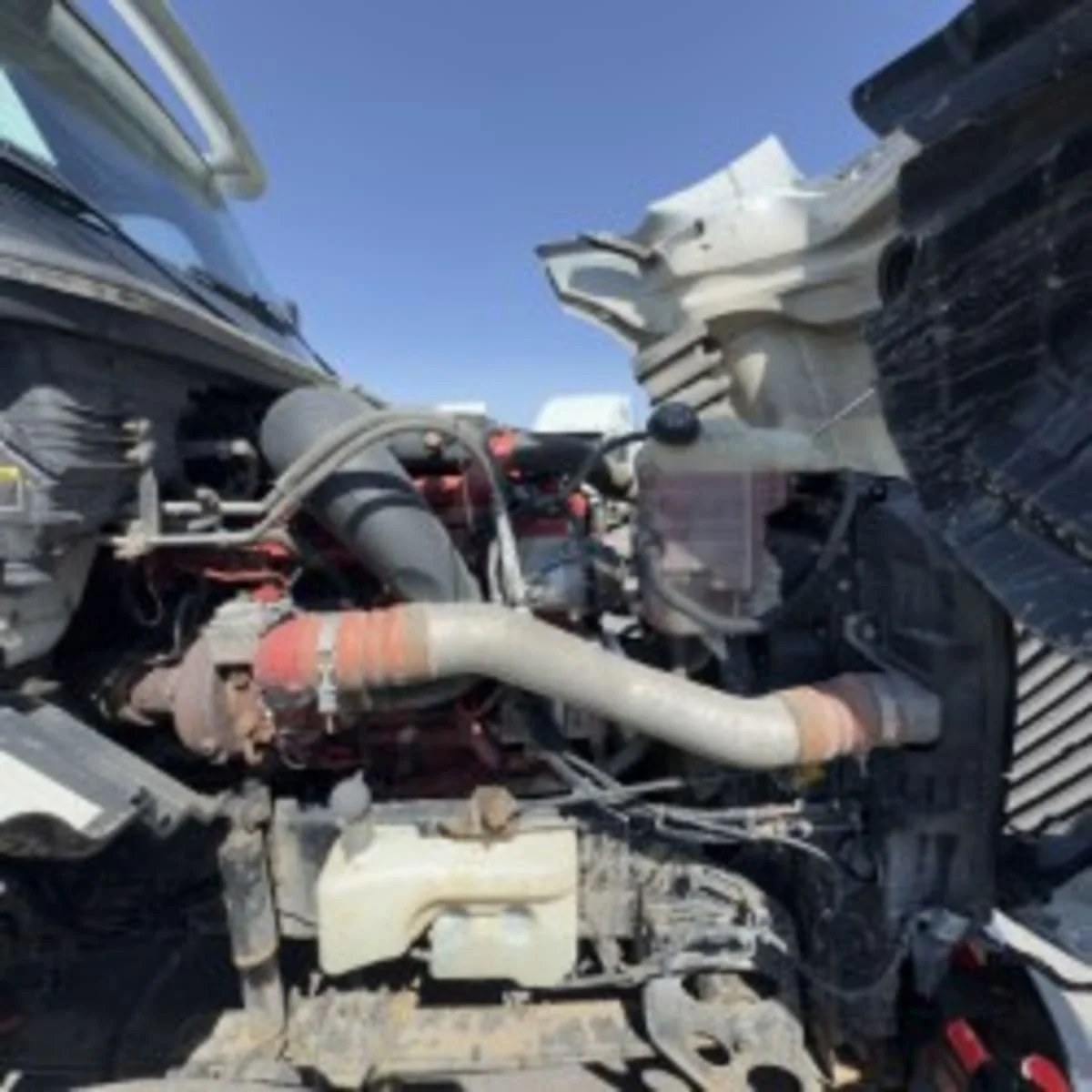 2020 International LT in Syracuse, NY — photo 9