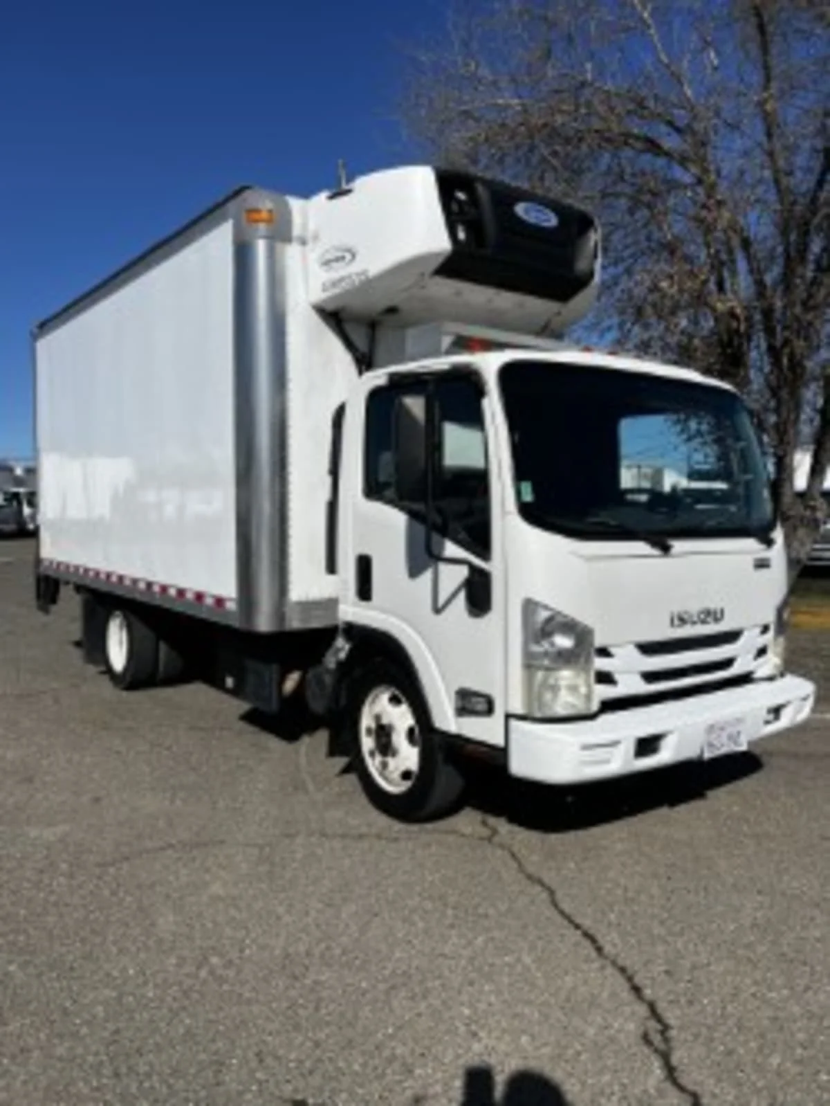 2016 Isuzu NPR - image 3