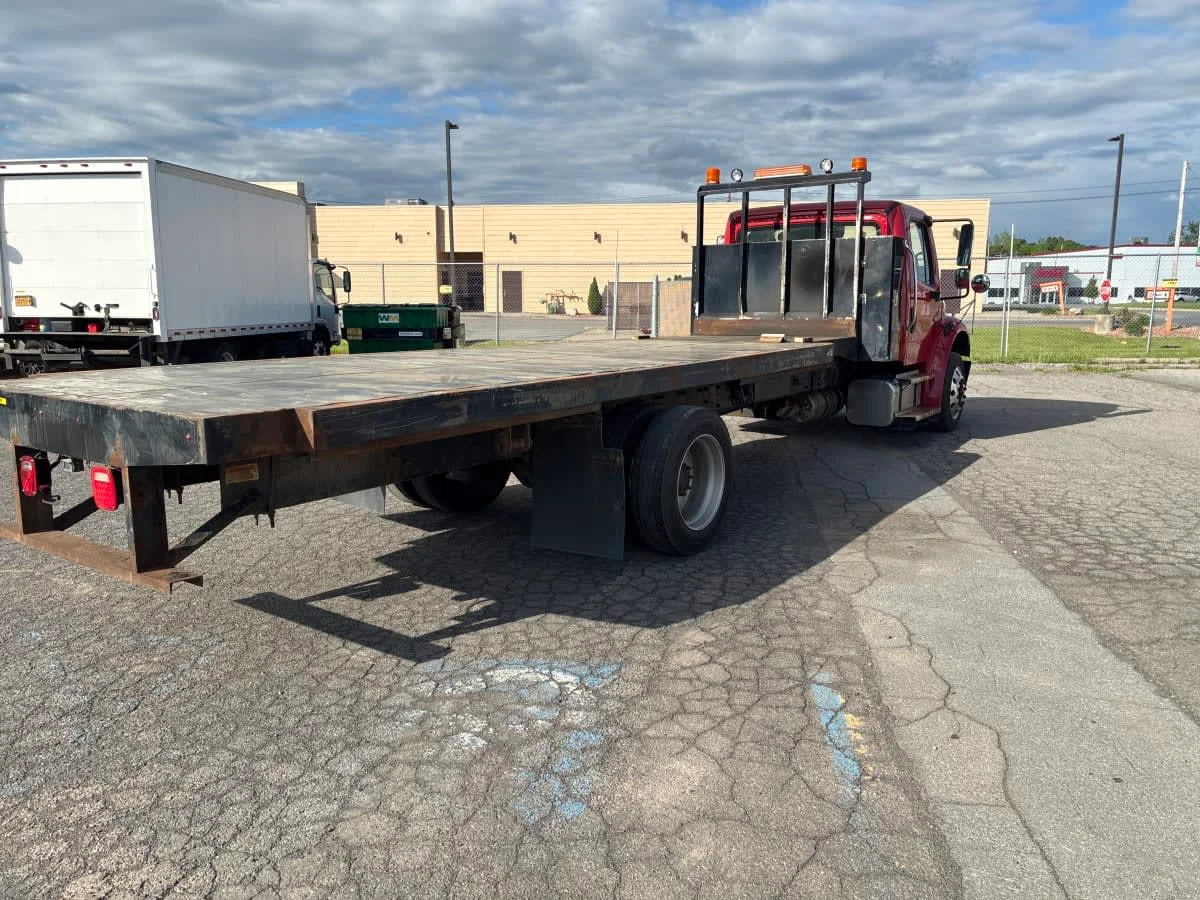 2018 Freightliner M2 106 in Syracuse, NY — photo 4