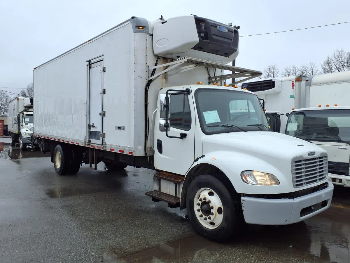 2018 Freightliner M2 106 in Salisbury, MA — photo 3