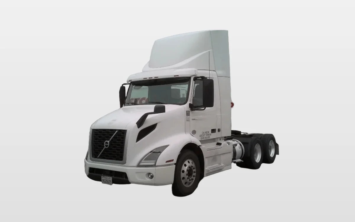 2021 Volvo VNR 640 - image 1