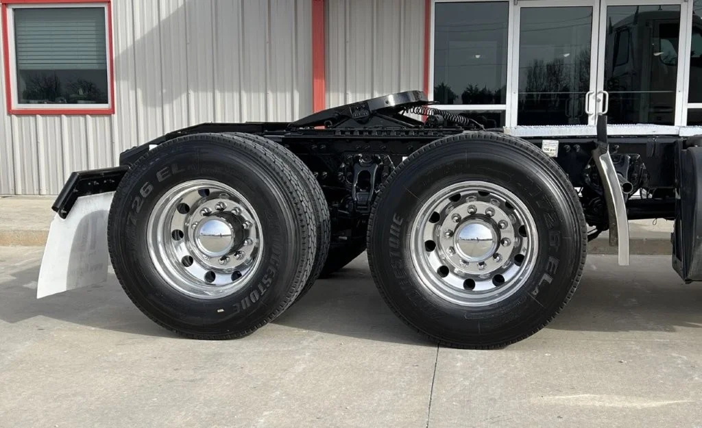 2022 Peterbilt 579 - image 7