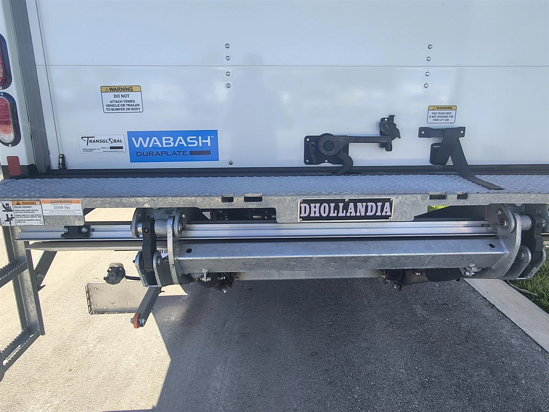 2025 Isuzu in Miami, FL — photo 7