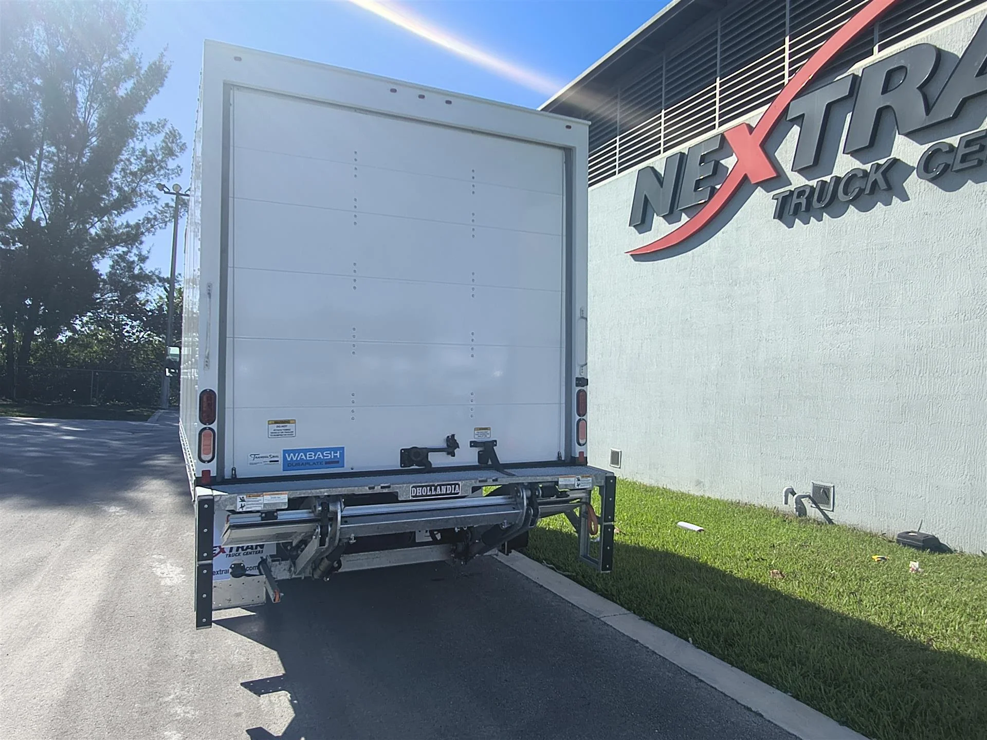2025 Isuzu in Miami, FL — photo 5