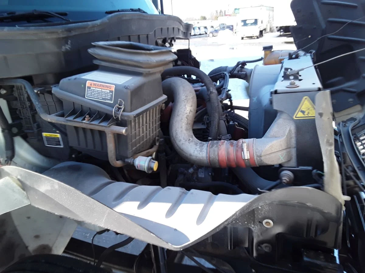 2020 International MV - image 14