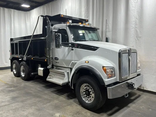 2027 Kenworth T880 in Mableton, GA