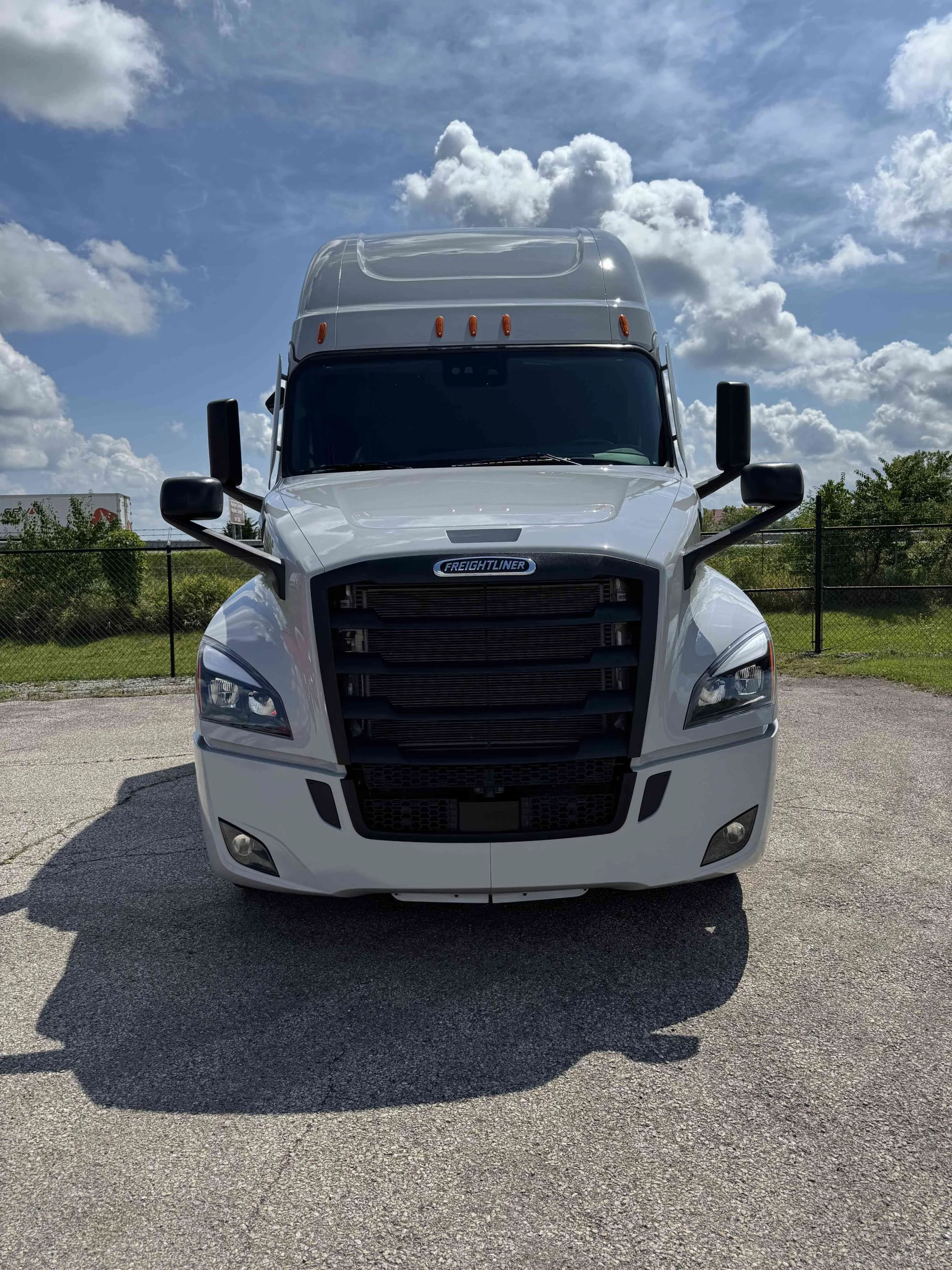 2026 Freightliner Cascadia in Anderson, IN — photo 2