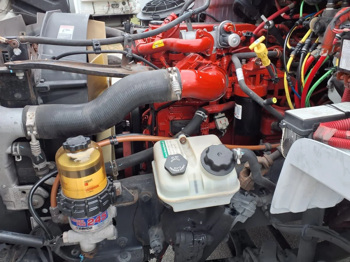 2018 Freightliner M2 106 - image 9