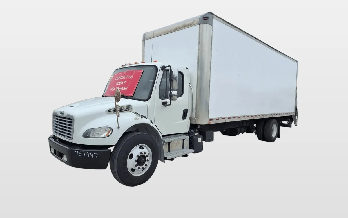 2018 Freightliner M2 106 - image 1