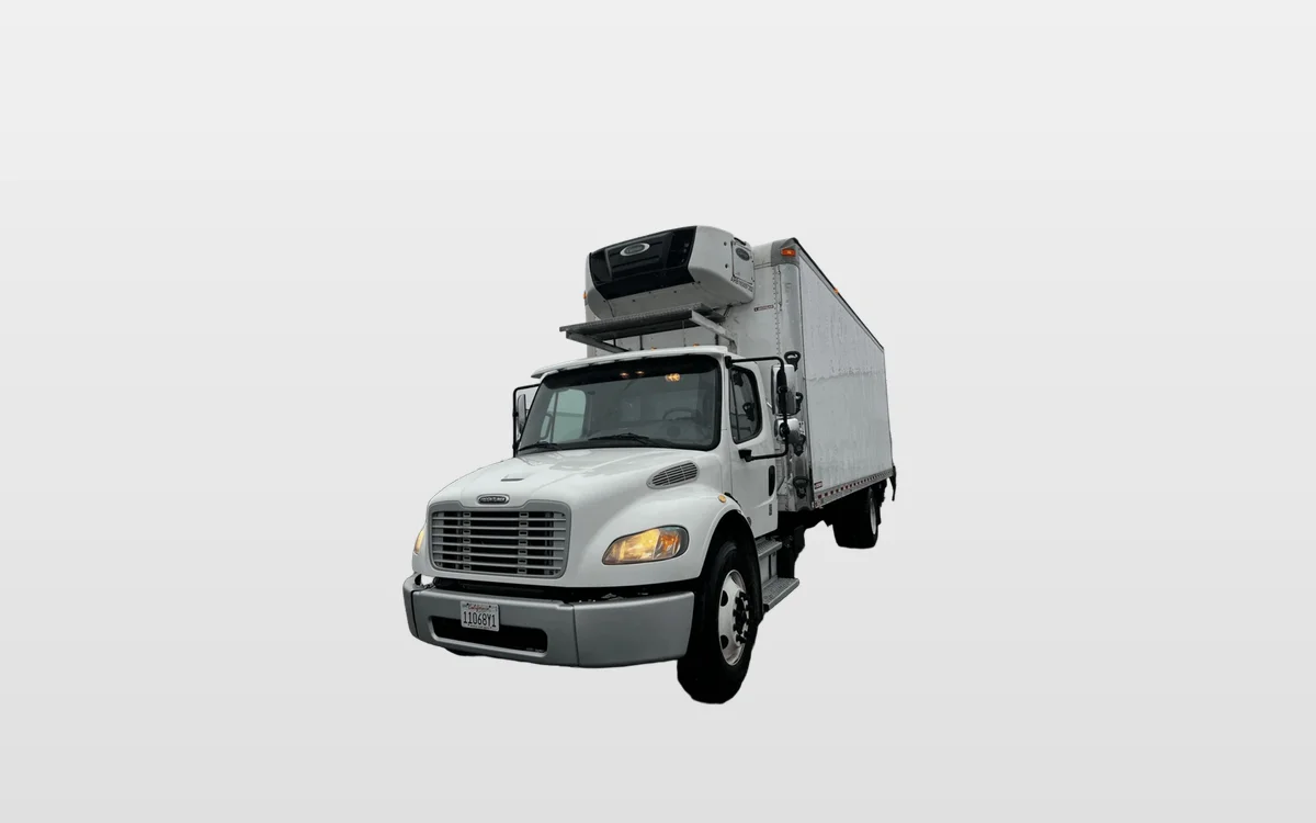 2016 Freightliner M2 106 - image 1