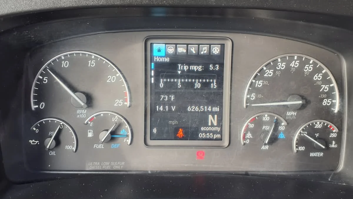 2022 Freightliner Cascadia in Memphis, TN — photo 11