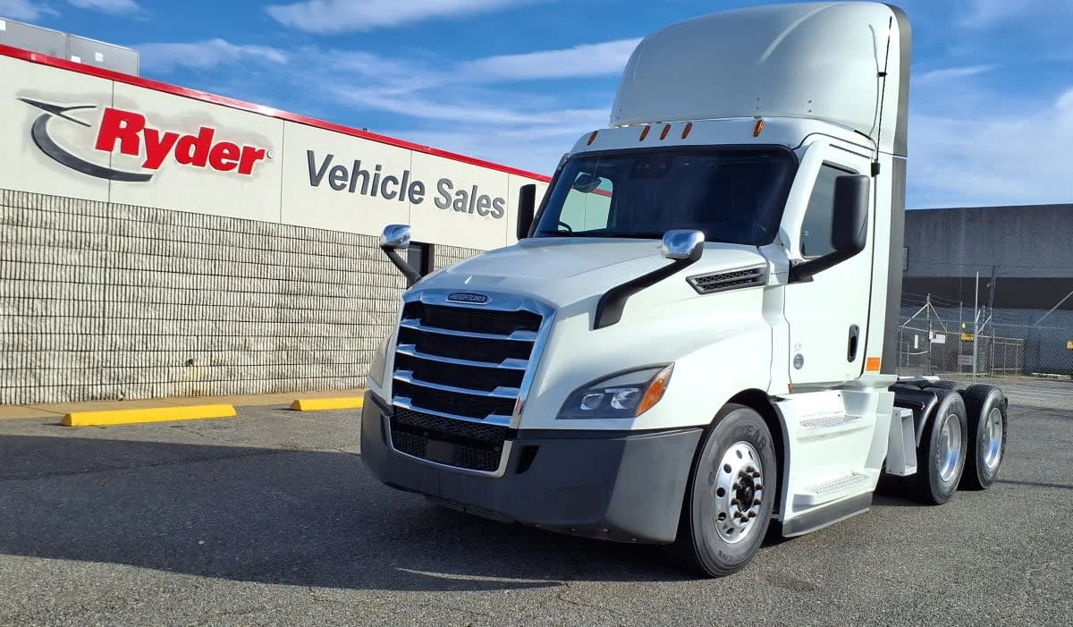 2022 Freightliner Cascadia in Memphis, TN