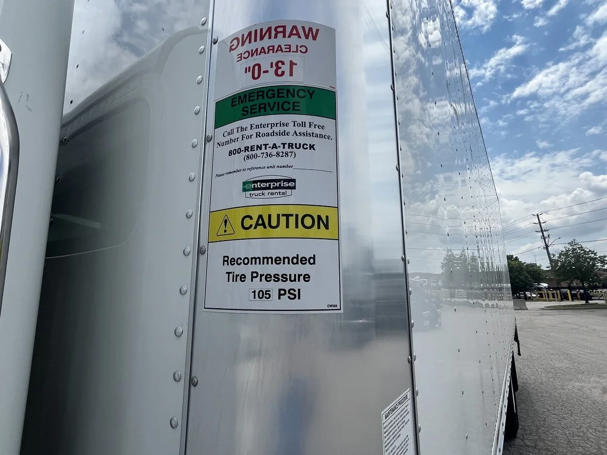 2023 Freightliner M2 106 — photo 21