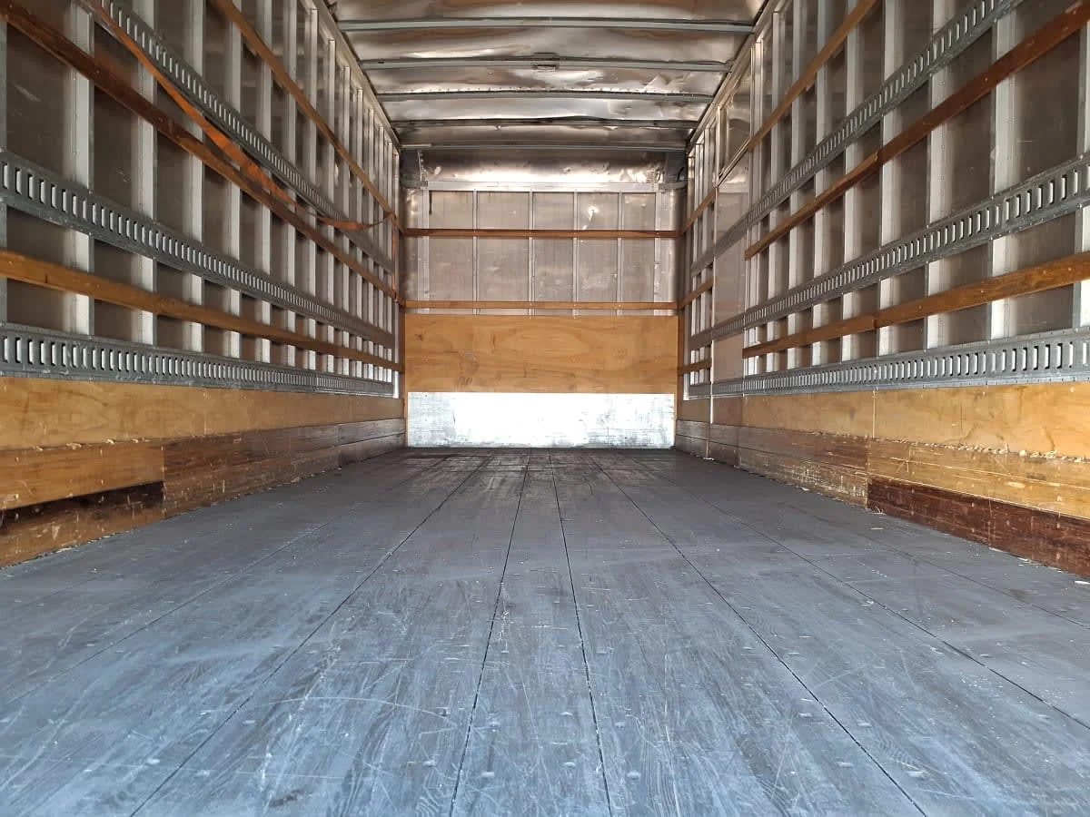 2020 Freightliner M2 106 in Dallas, TX — photo 8