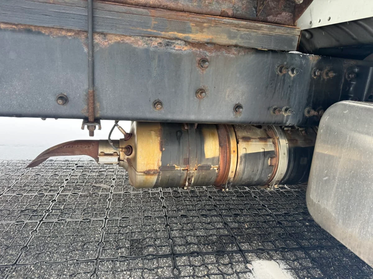 2019 Freightliner M2 106 - image 5