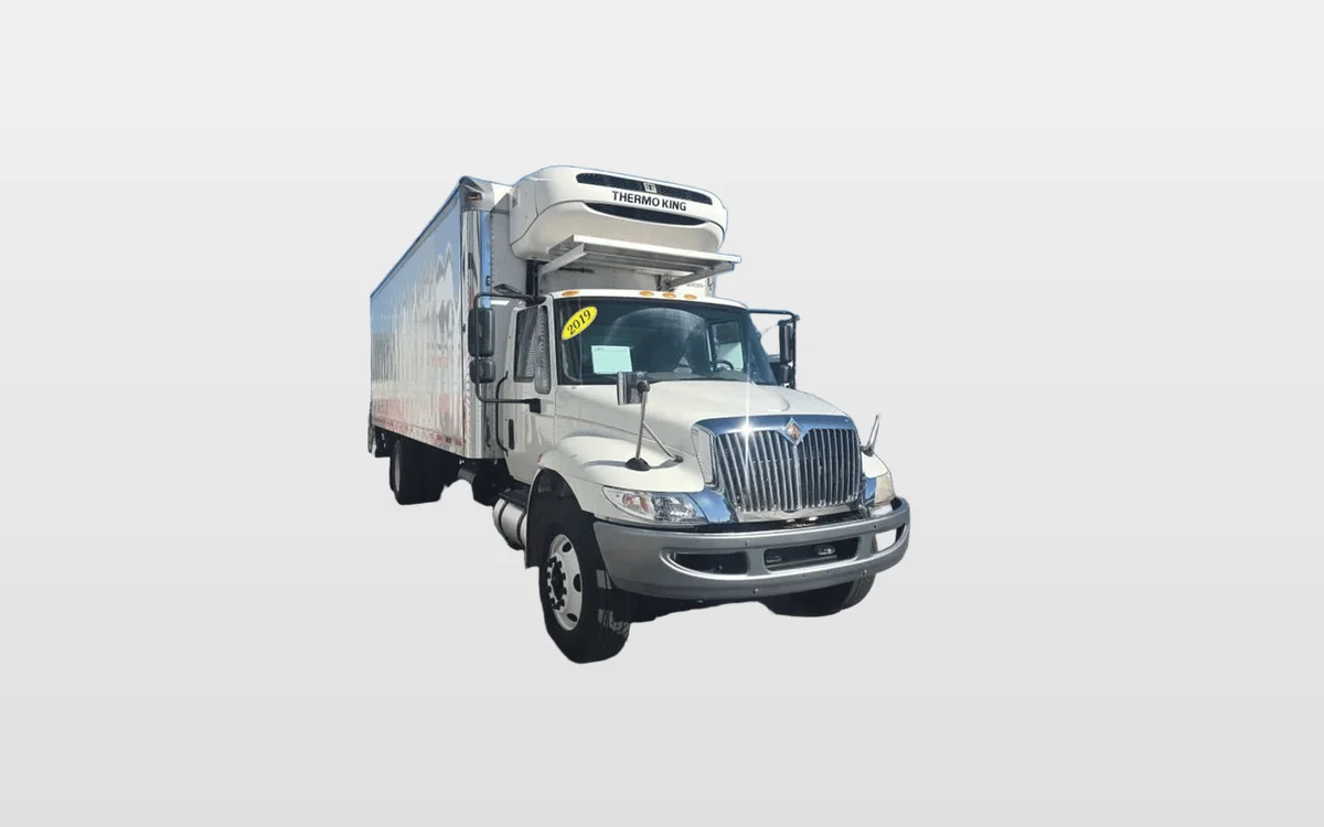 2019 International 4300 - image 1