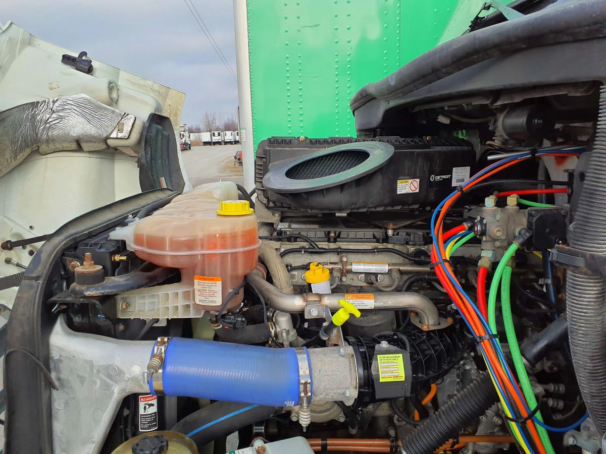 2020 Freightliner Cascadia in Indianapolis, IN — photo 8