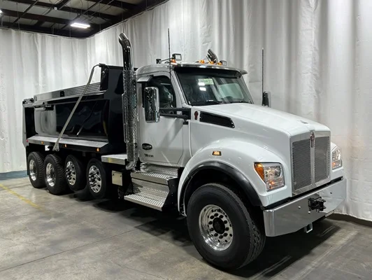 2027 Kenworth T880 in Asheville, NC