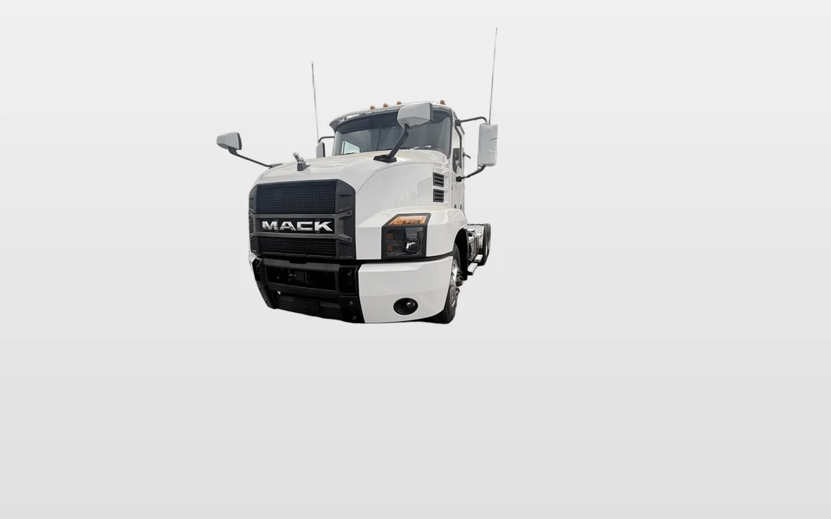 2022 Mack Anthem - image 1