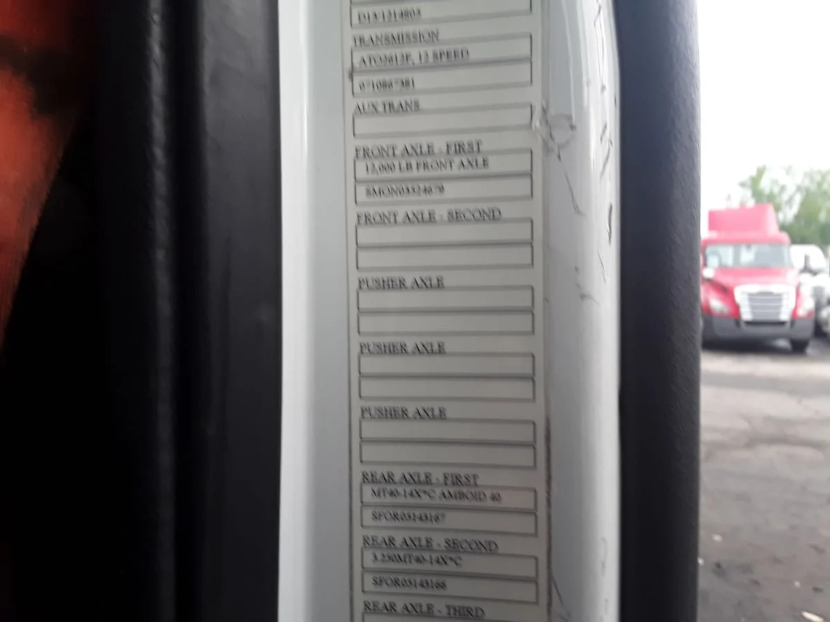 2019 Volvo in Hilliard, OH — photo 12