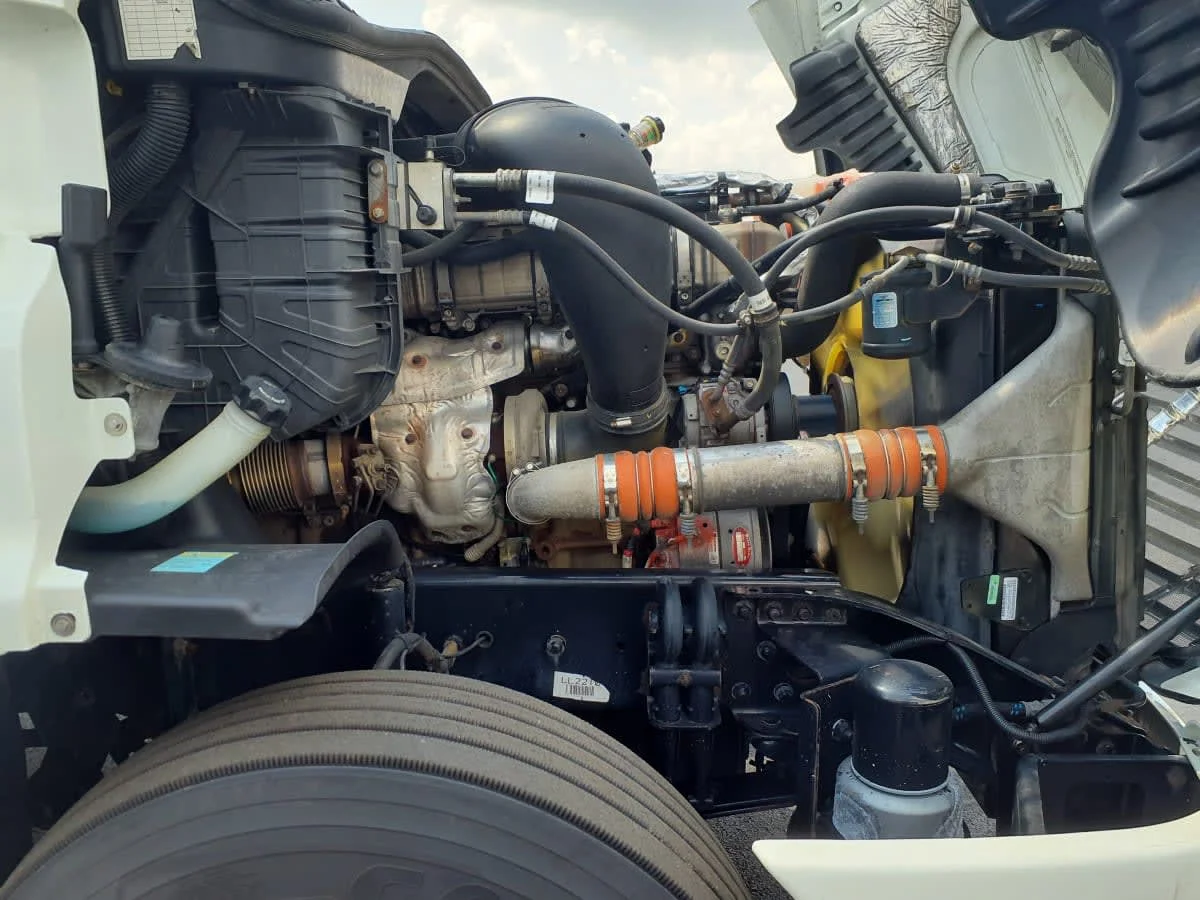 2020 Freightliner Cascadia in Clarksville, IN — photo 12