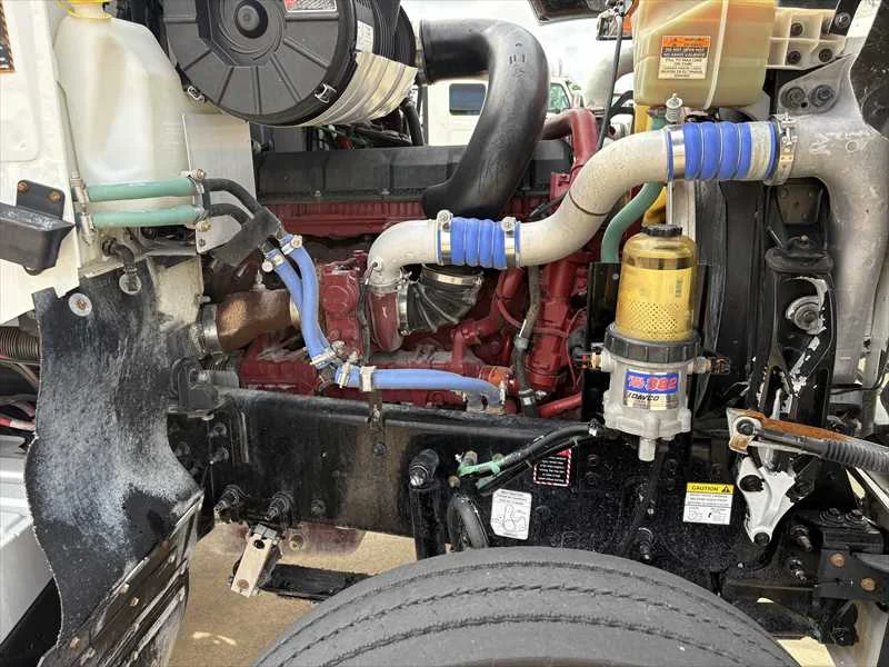 2021 Mack Pinnacle - image 10