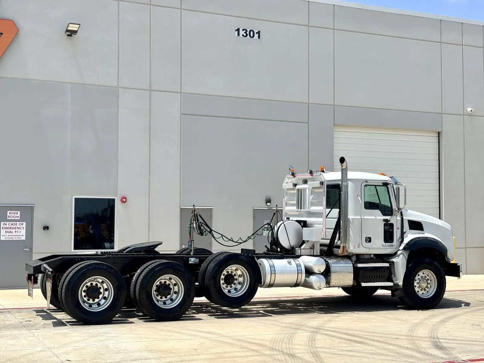 2012 Mack in Hutchins, TX — photo 5