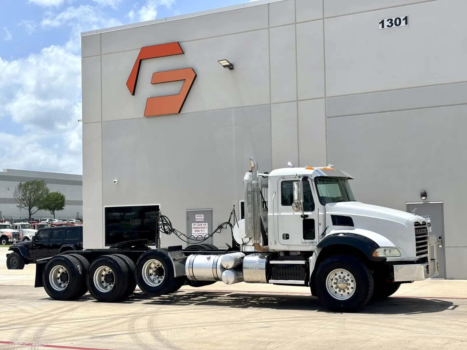 2012 Mack in Hutchins, TX