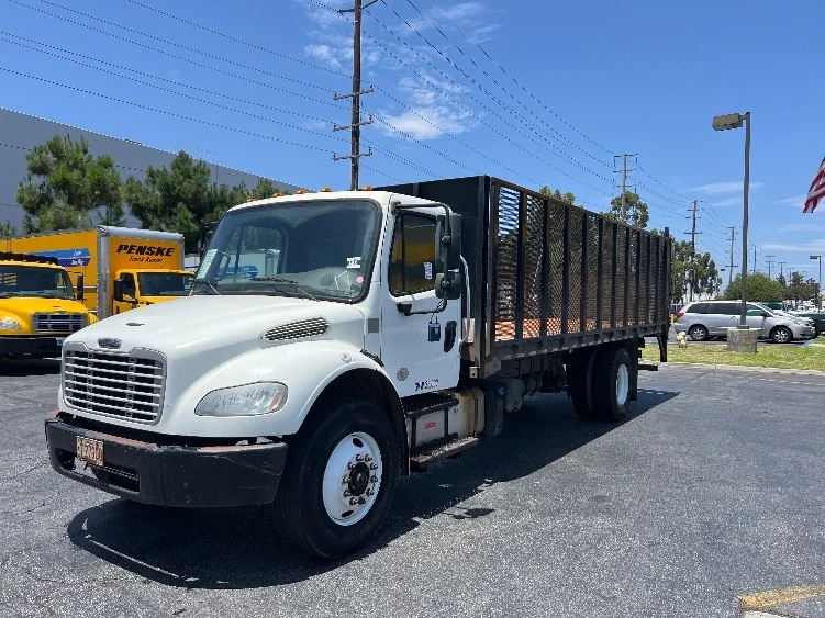 2019 Freightliner eM2 in Torrance, CA — photo 3