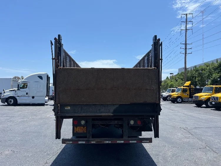 2019 Freightliner eM2 in Torrance, CA — photo 7