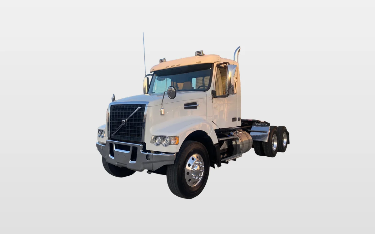 2019 Volvo - image 1