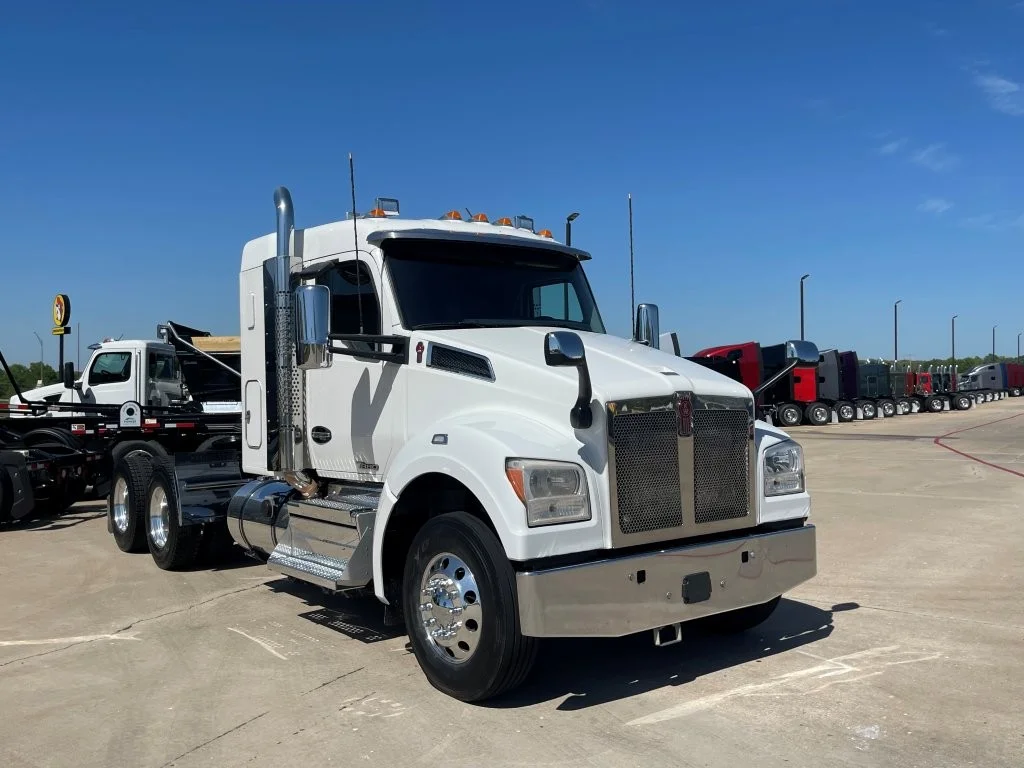 2022 Kenworth T880 - image 7