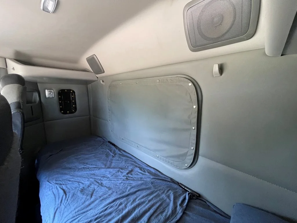 2022 Kenworth T880 - image 13