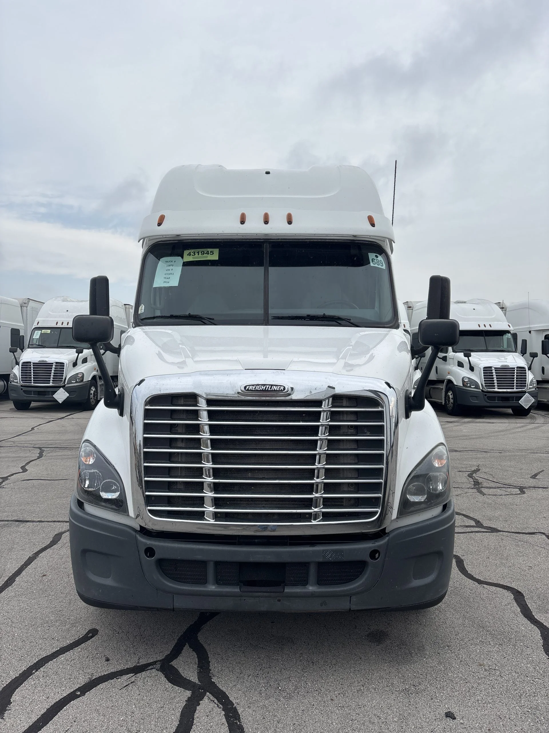 2016 Freightliner in Fort Wayne, IN — photo 2