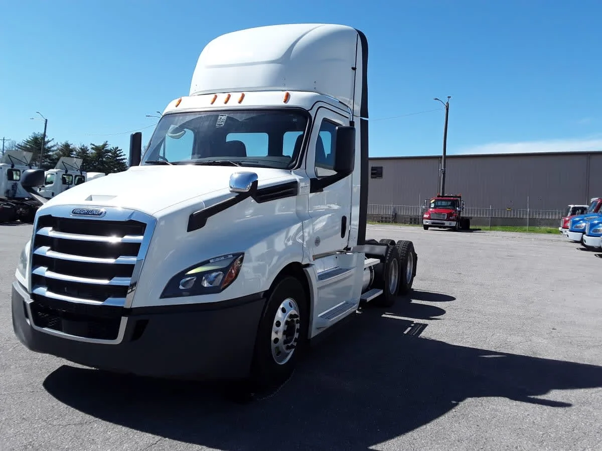 2020 Freightliner Cascadia in La Vergne, TN