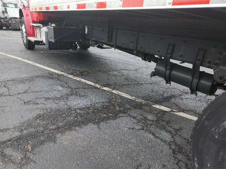 2023 Freightliner M2 106 - image 5