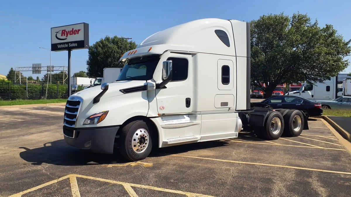2022 Freightliner Cascadia