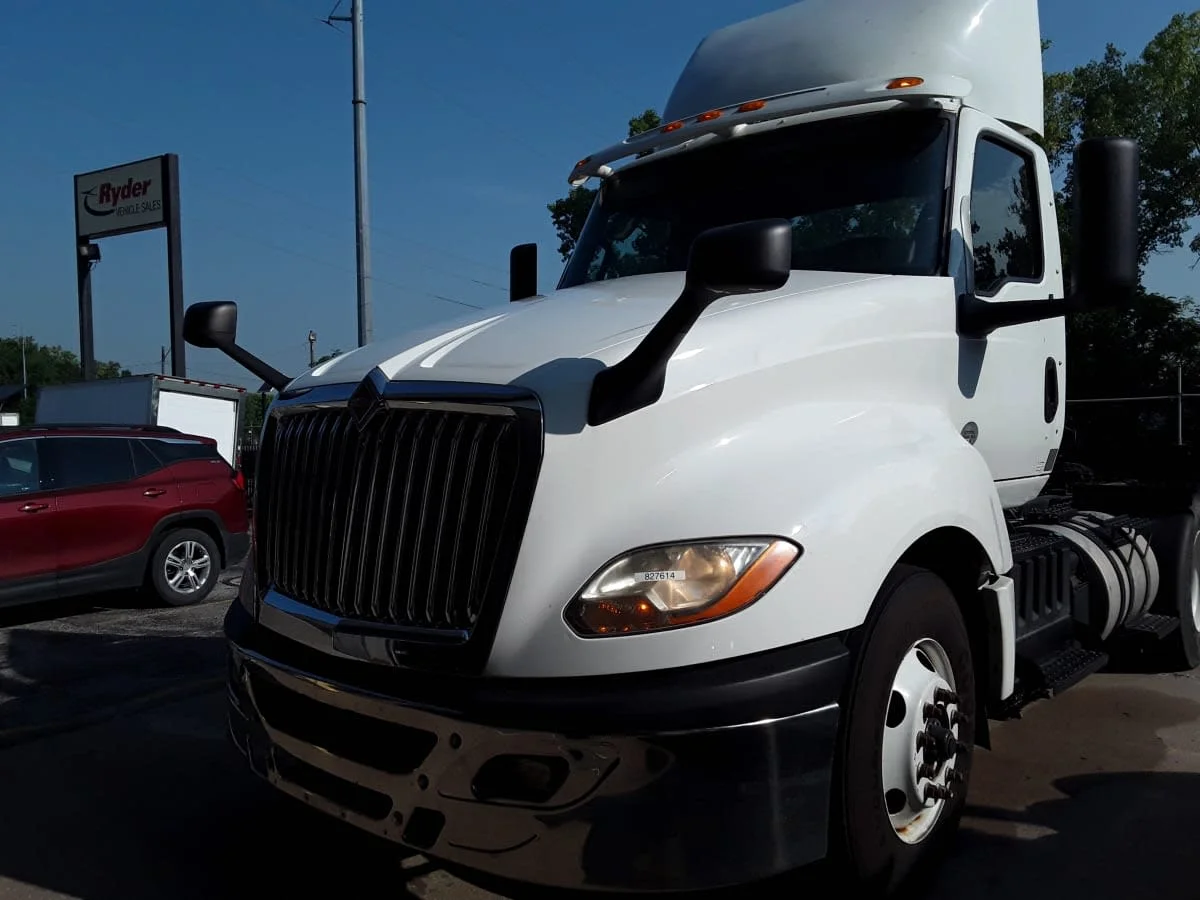 2019 International LT in Kansas City, MO