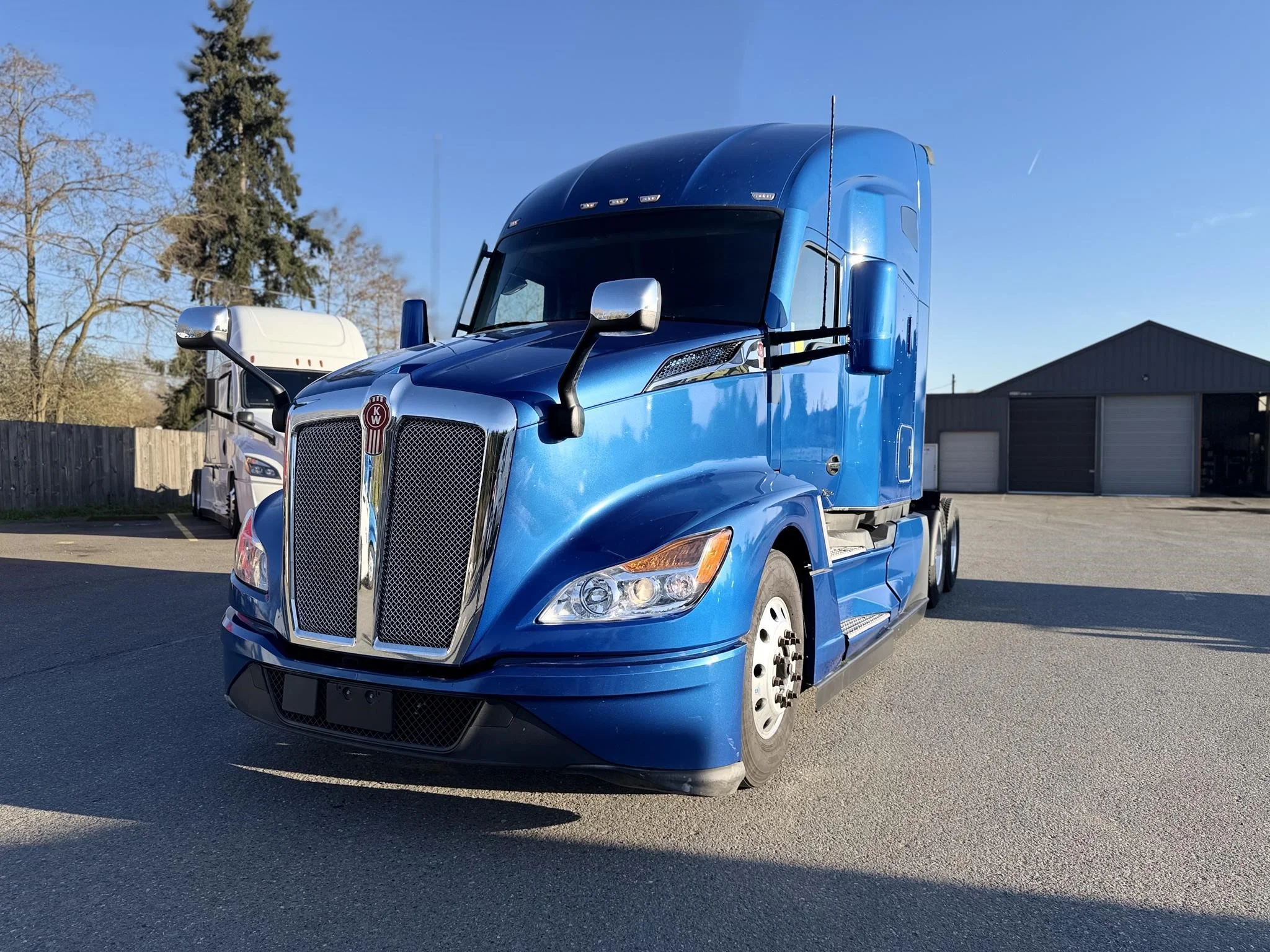 2022 Kenworth T680 in Ridgefield, WA
