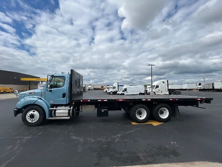 2019 Freightliner M2 112 in Lowell, AR — photo 4