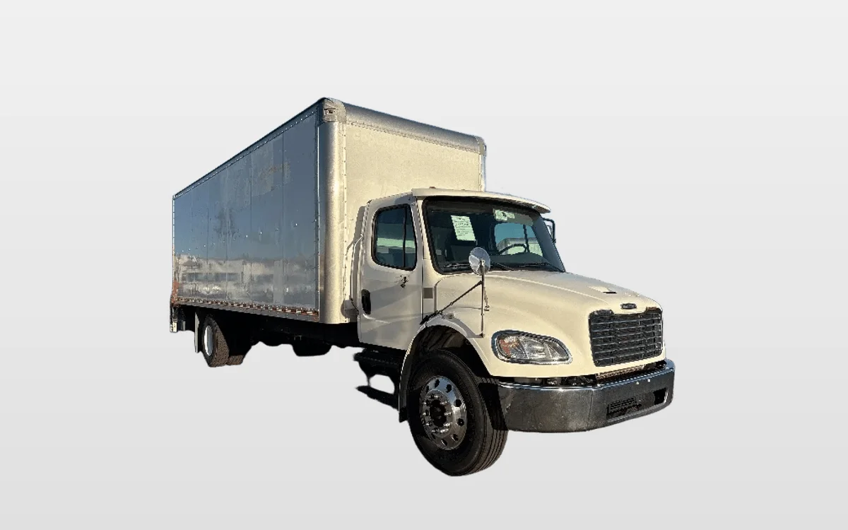 2019 Freightliner M2 106 - image 1