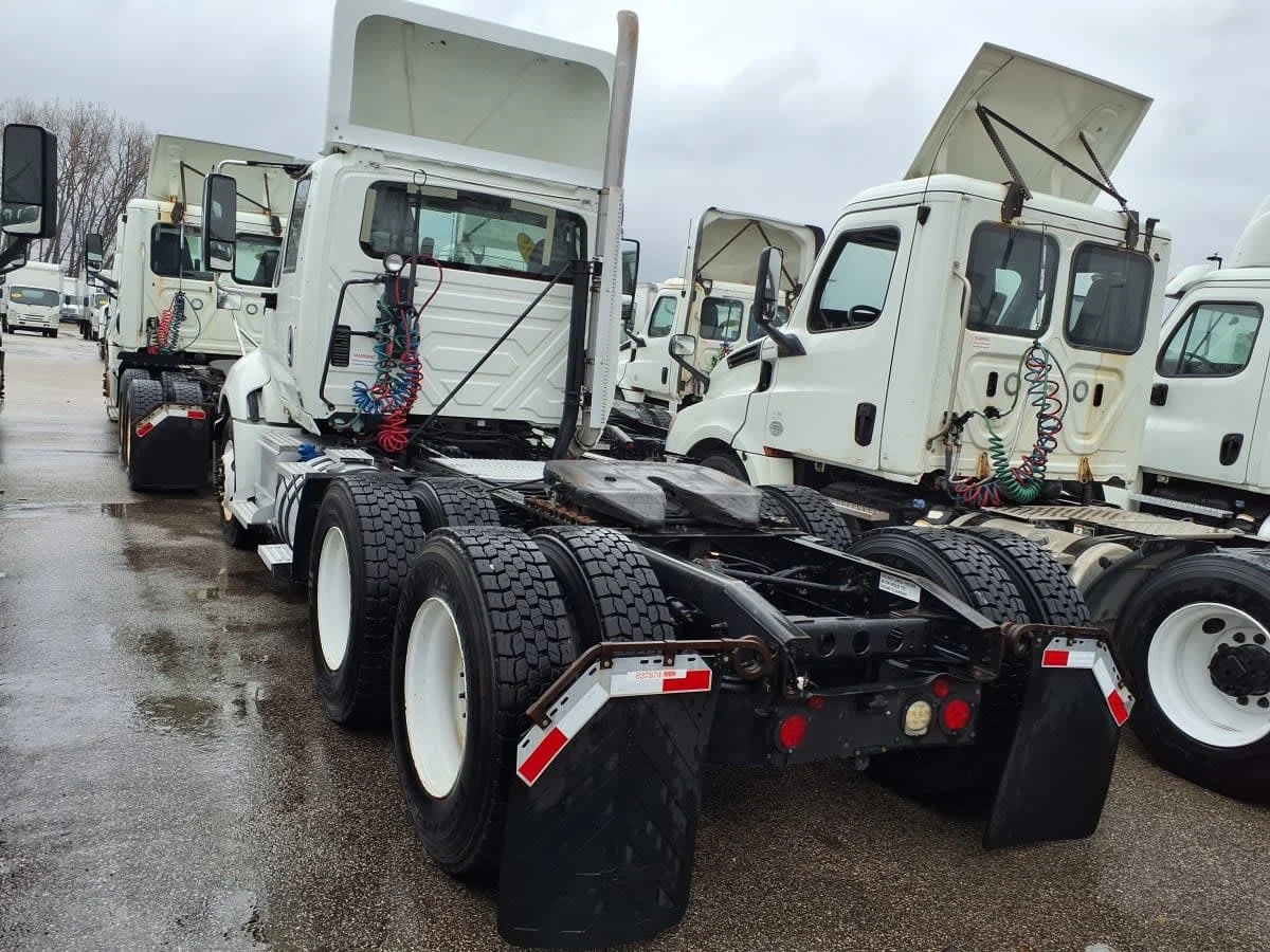 2015 International ProStar - image 6