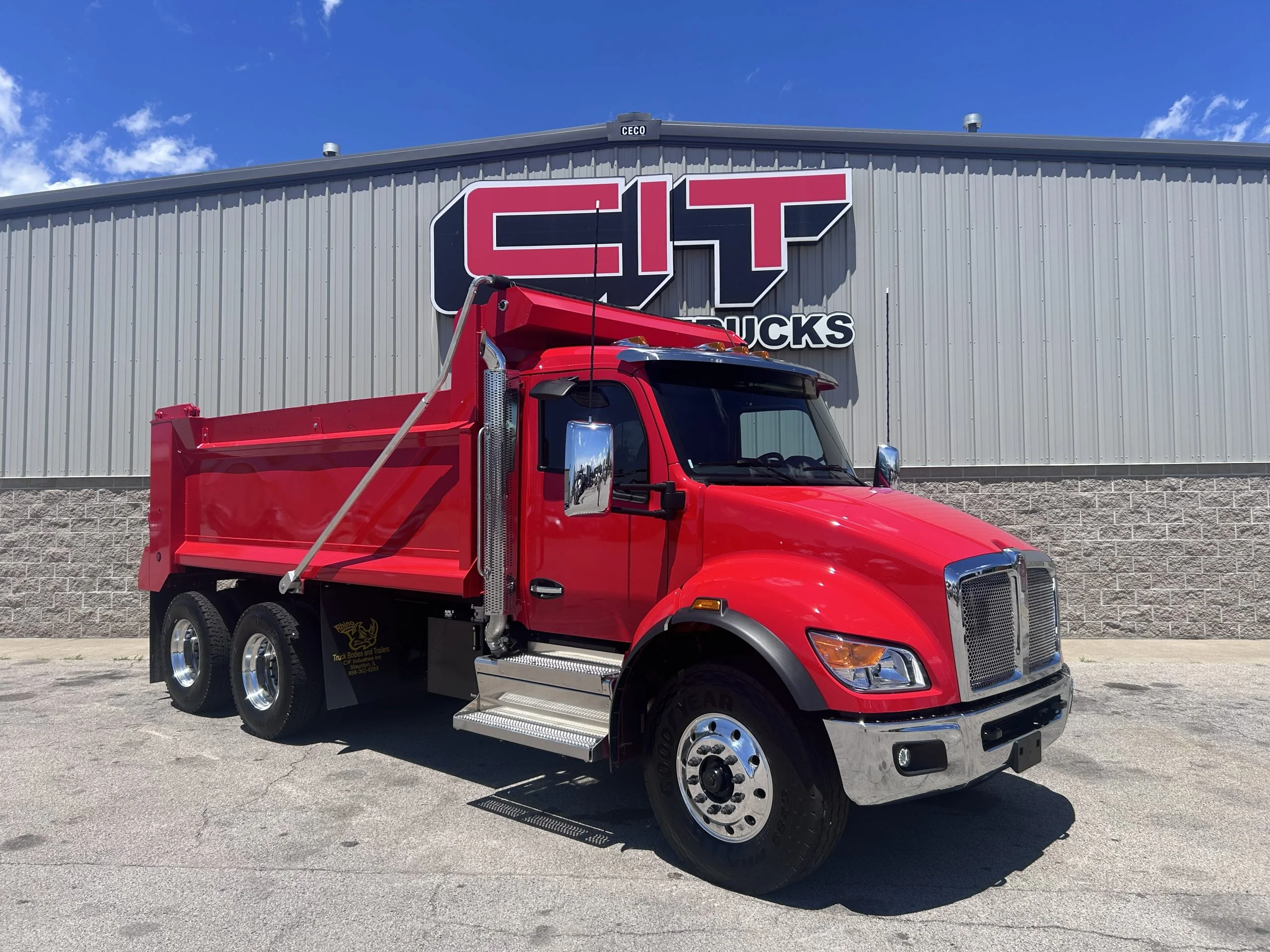 2027 Kenworth T480 in Morton, IL — photo 3