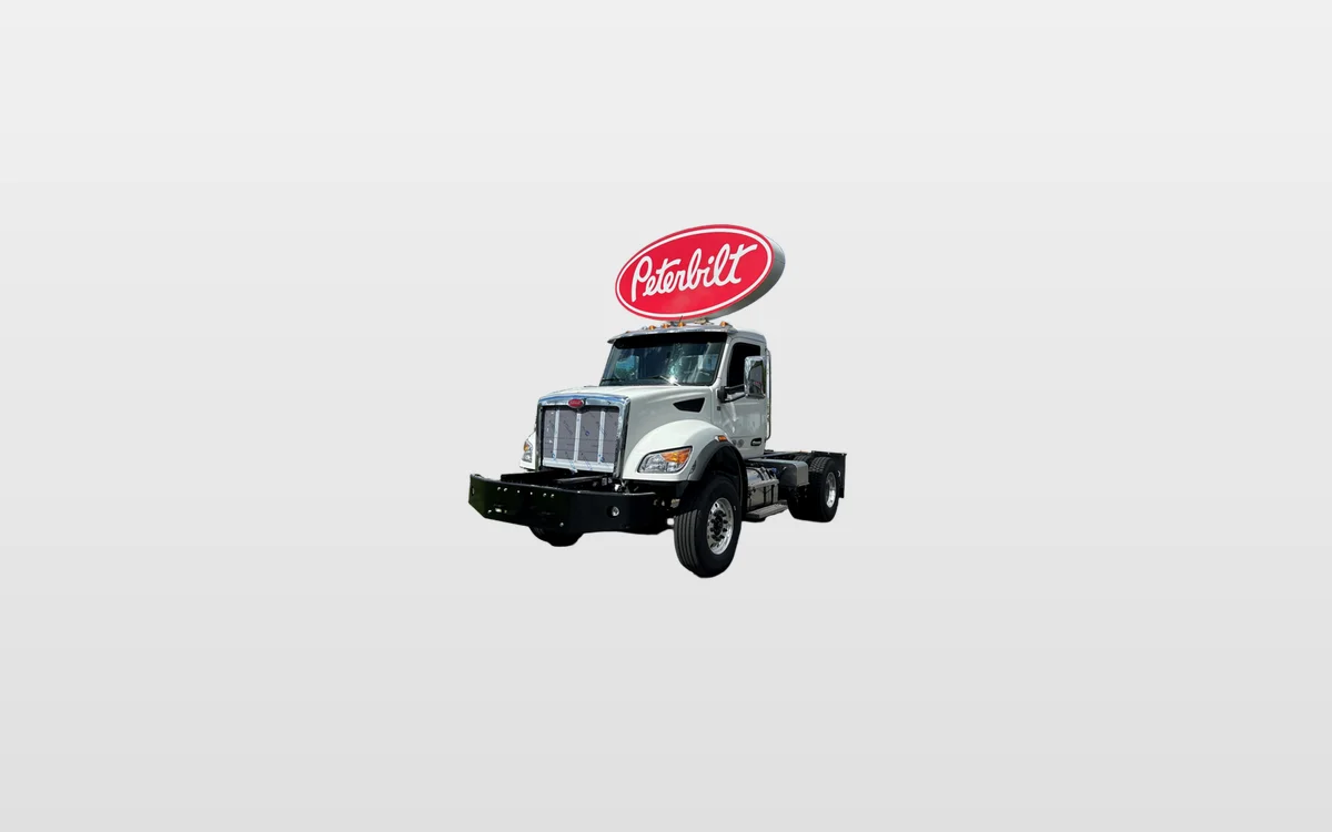 2025 Peterbilt 548 - image 1