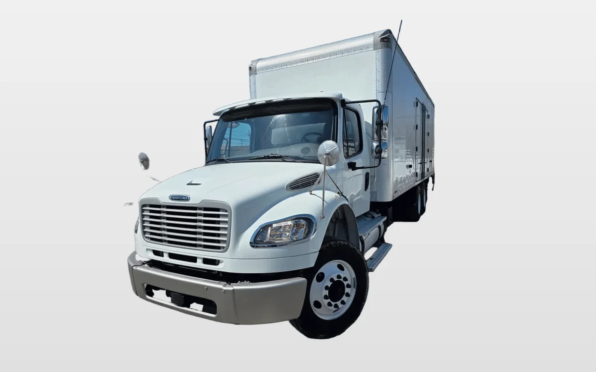 2019 Freightliner M2 106 - image 1